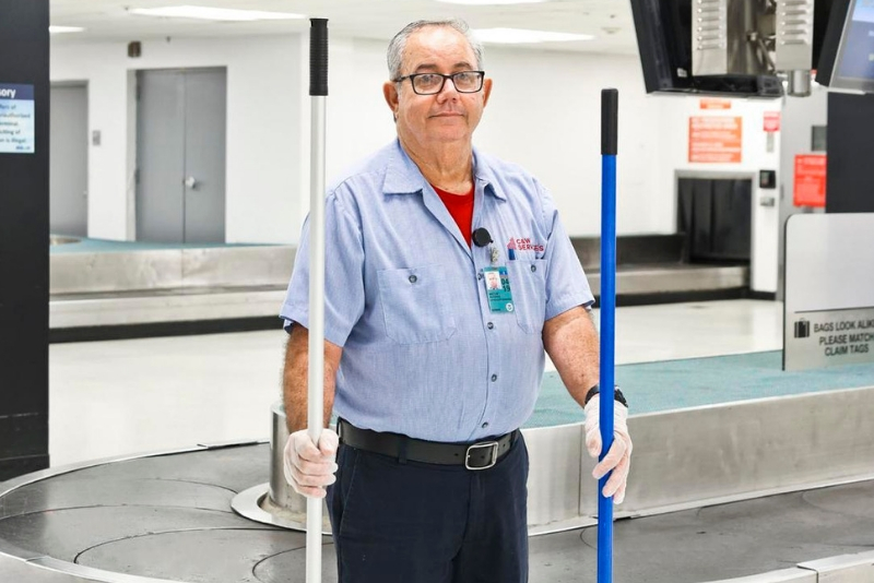 Our team provides outstanding janitorial services to airports across the U.S. and Canada.